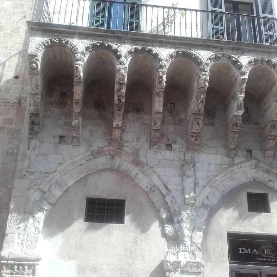 Il Cortile Della Monaca Bed & Breakfast บรินดิซิ ภายนอก รูปภาพ